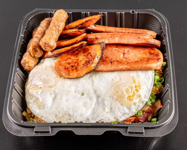 Build da Breakfast Plate.